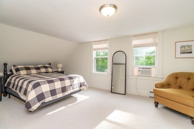 173 S River St, Marshfield, MA 02050