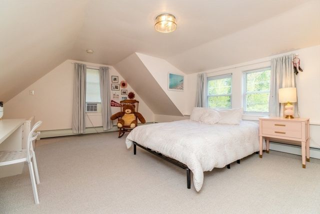 173 S River St, Marshfield, MA 02050