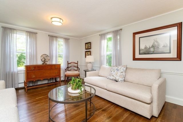 173 S River St, Marshfield, MA 02050