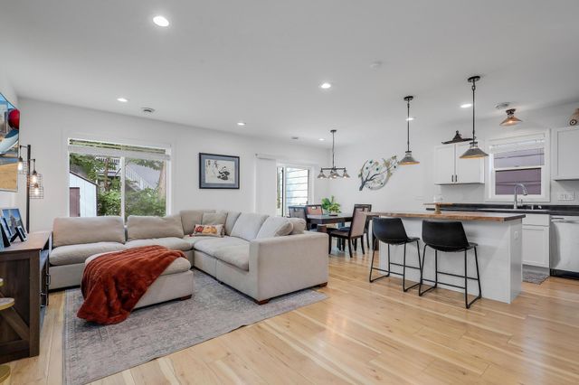 703 Surrey Avenue, Saint Paul, MN 55106