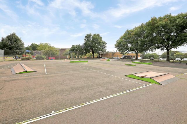 703 Surrey Avenue, Saint Paul, MN 55106