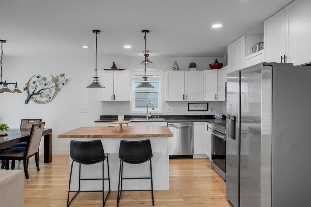 703 Surrey Avenue, Saint Paul, MN 55106