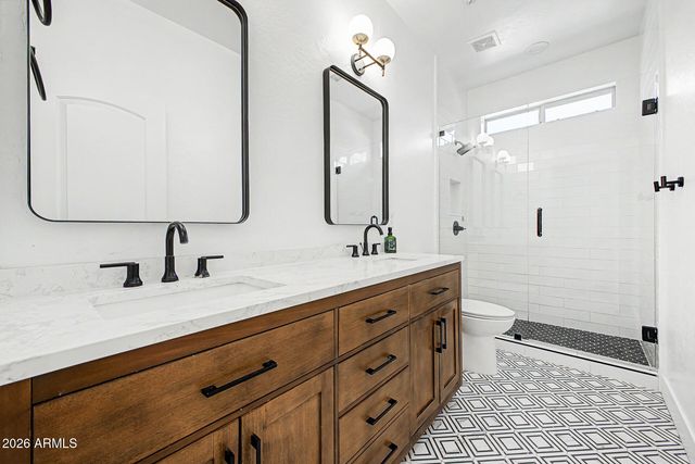 2850 E CAMELLIA Drive, Gilbert, AZ 85296