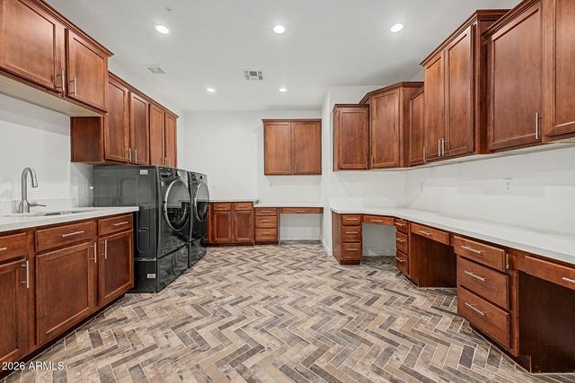 2850 E CAMELLIA Drive, Gilbert, AZ 85296