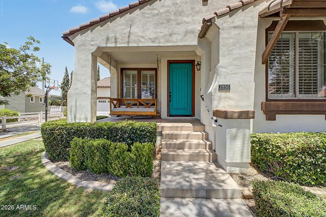 2850 E CAMELLIA Drive, Gilbert, AZ 85296