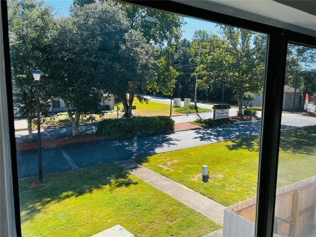 3759 Mulkey SW Circle, Marietta, GA 30008