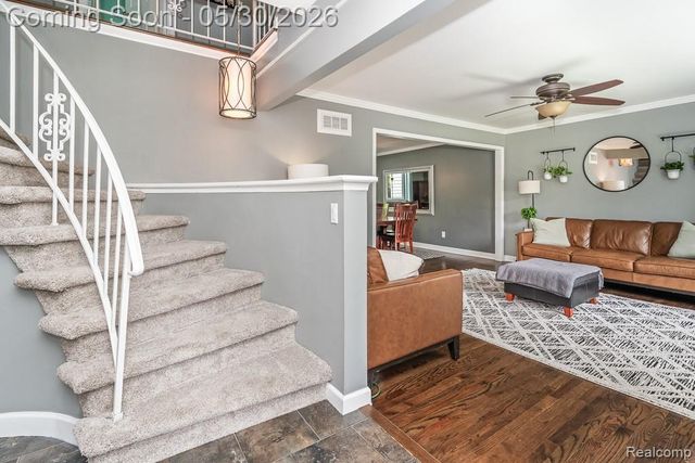 1847 Lyster Lane, Troy, MI 48085