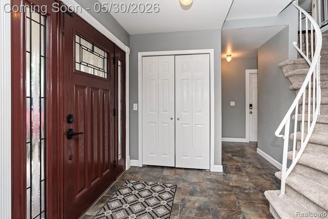 1847 Lyster Lane, Troy, MI 48085