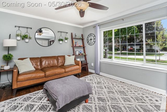 1847 Lyster Lane, Troy, MI 48085