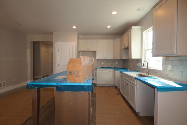 116 Ruby Road, Pataskala, OH 43062