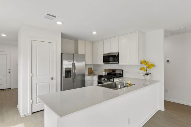 3108 LYNMAR Lane, Fort Worth, TX 76179