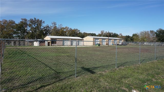 702 Clay Drive, Victoria, TX 77904