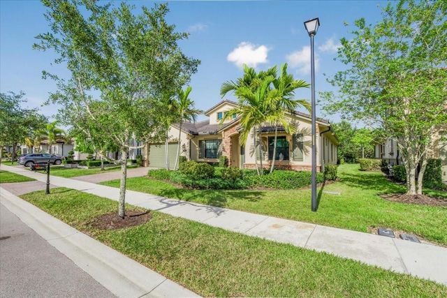9010 E Watercrest Cir, Parkland, FL 33076