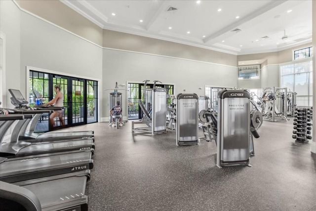 9010 E Watercrest Cir, Parkland, FL 33076