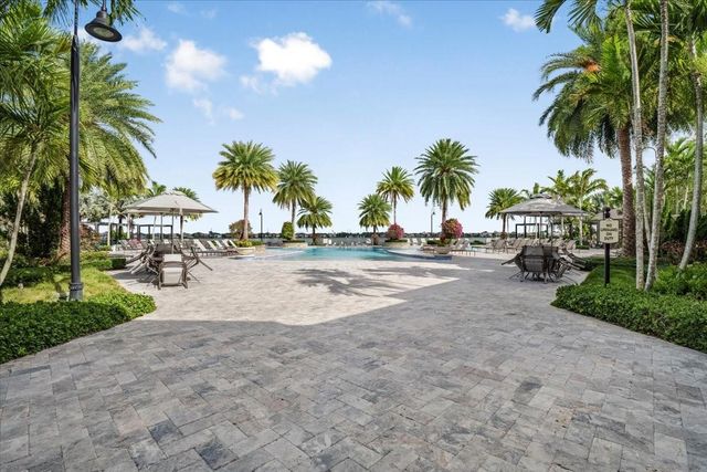 9010 E Watercrest Cir, Parkland, FL 33076