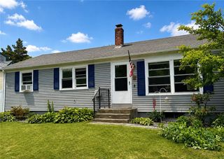 302 Shore Acres Avenue, North Kingstown, RI 02852