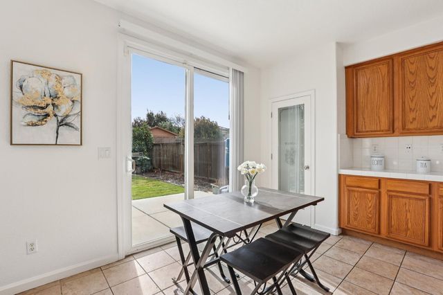 660 Bramblewood Ave, Lathrop, CA 95330