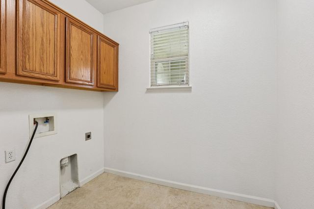 660 Bramblewood Ave, Lathrop, CA 95330