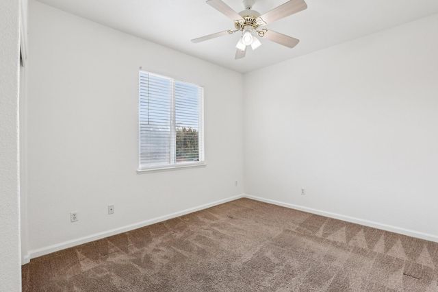 660 Bramblewood Ave, Lathrop, CA 95330