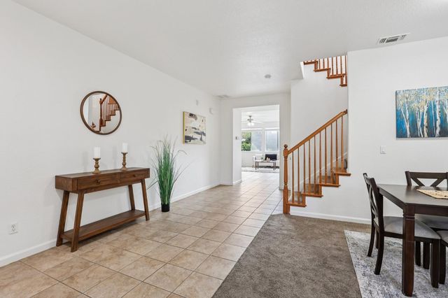 660 Bramblewood Ave, Lathrop, CA 95330