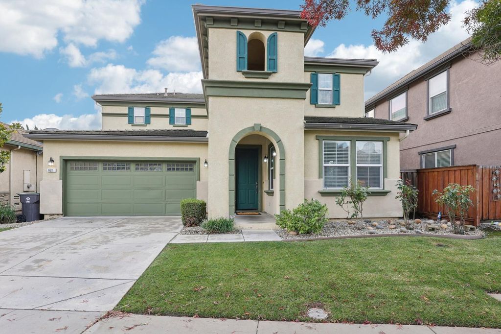 660 Bramblewood Ave, Lathrop, CA 95330