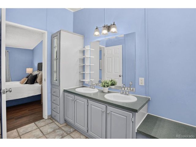 5665 Bryant St, Denver, CO 80221