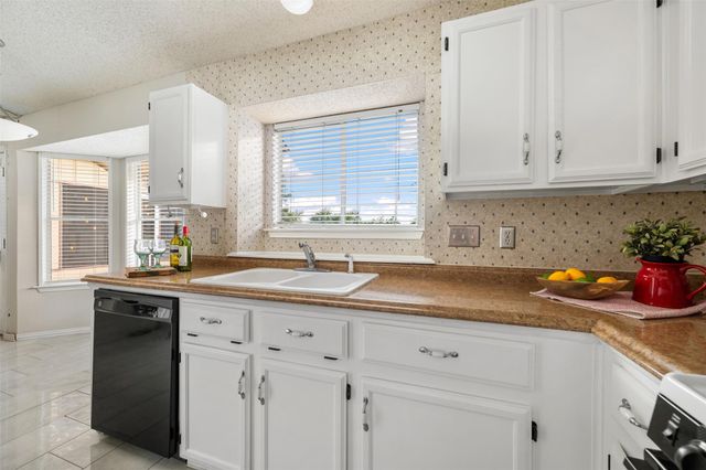 803 Brook Meadow TRL, Cedar Park, TX 78613