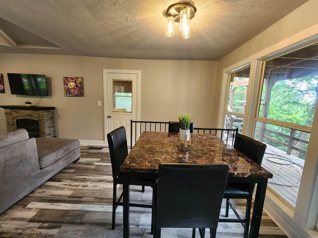 211 Burnt Rock Falls Road, Fairfield Bay, AR 72088