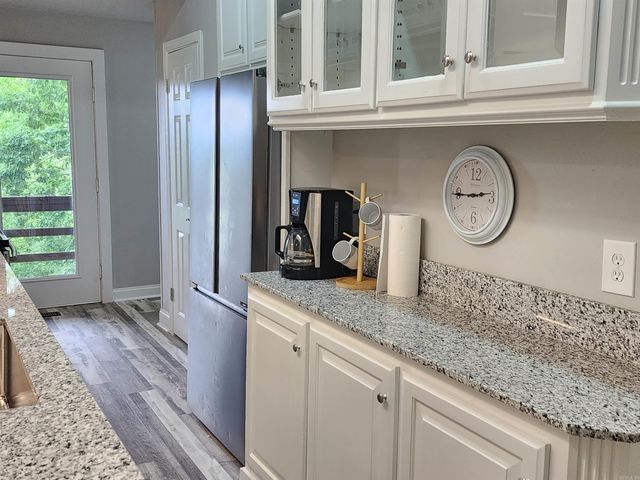 211 Burnt Rock Falls Road, Fairfield Bay, AR 72088