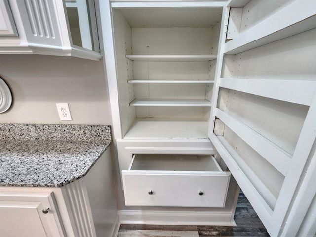 211 Burnt Rock Falls Road, Fairfield Bay, AR 72088