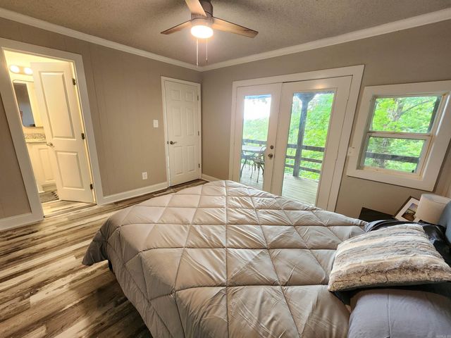 211 Burnt Rock Falls Road, Fairfield Bay, AR 72088