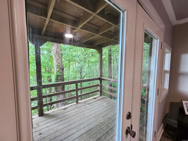 211 Burnt Rock Falls Road, Fairfield Bay, AR 72088