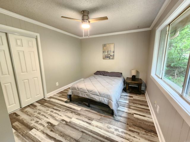 211 Burnt Rock Falls Road, Fairfield Bay, AR 72088