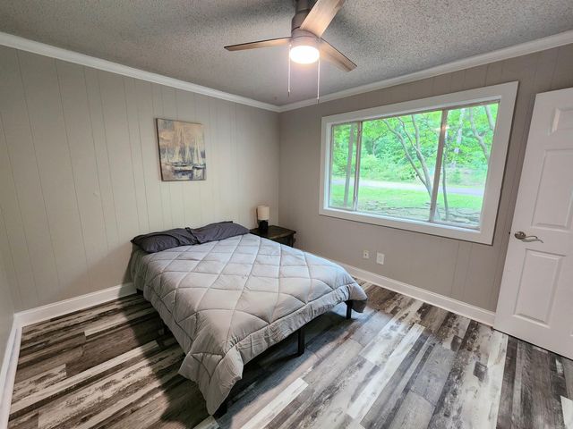 211 Burnt Rock Falls Road, Fairfield Bay, AR 72088