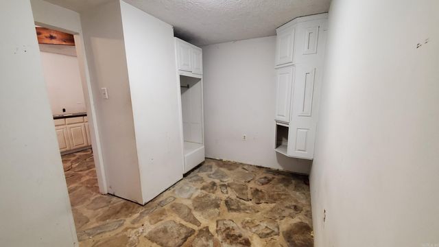 211 Burnt Rock Falls Road, Fairfield Bay, AR 72088