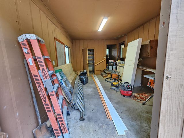 211 Burnt Rock Falls Road, Fairfield Bay, AR 72088