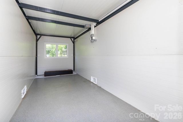 22 Stoner Road, Asheville, NC 28803