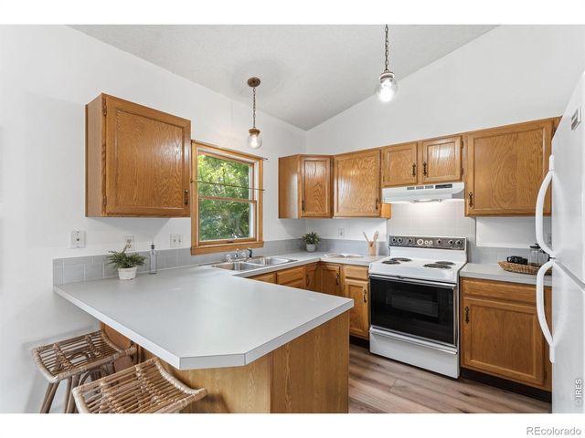 4262 Pin Oak Drive, Loveland, CO 80538