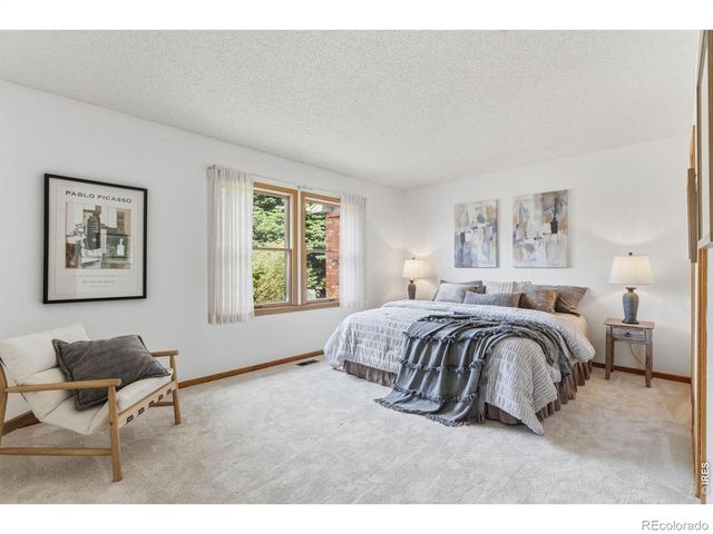 4262 Pin Oak Drive, Loveland, CO 80538
