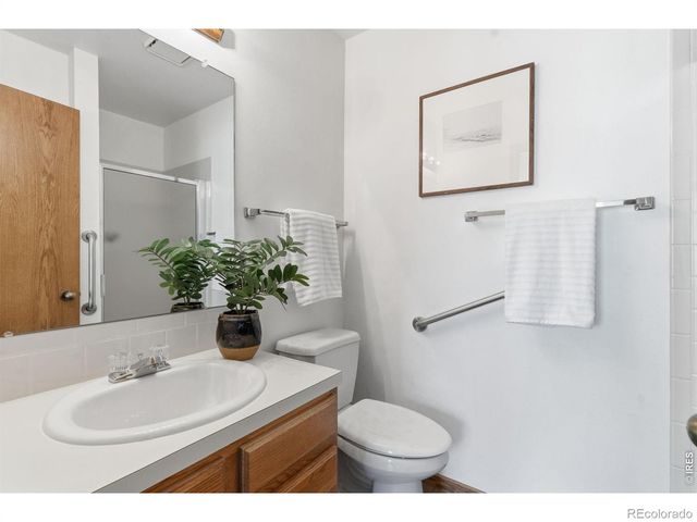 4262 Pin Oak Drive, Loveland, CO 80538