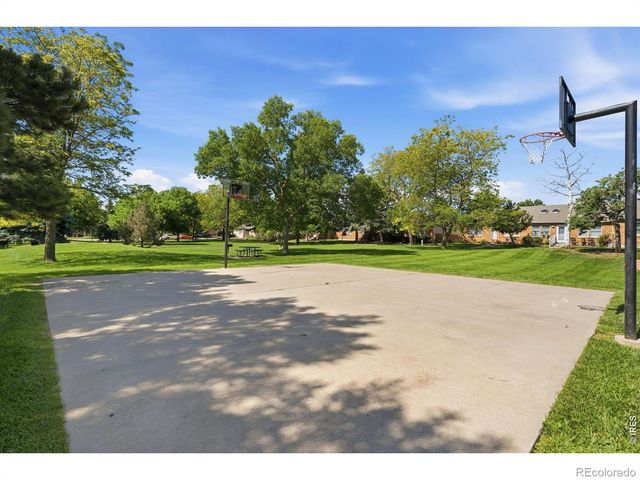 4262 Pin Oak Drive, Loveland, CO 80538