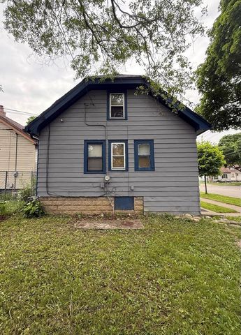 4668 N 29th STREET, Milwaukee, WI 53209