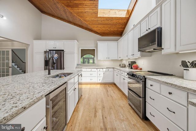10108 BAILEYSBURG LN, Nokesville, VA 20181