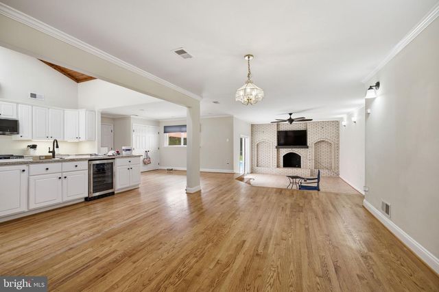 10108 BAILEYSBURG LN, Nokesville, VA 20181