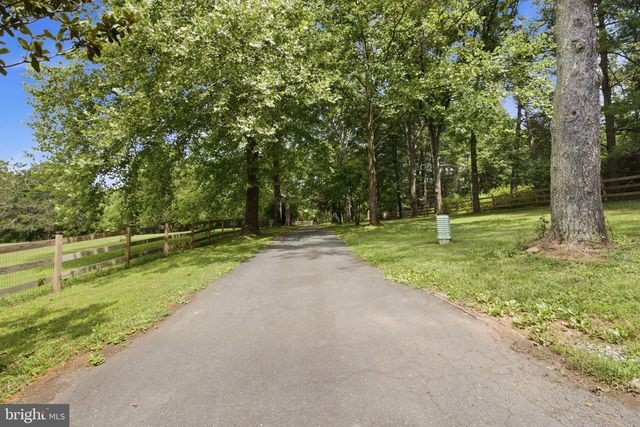 10108 BAILEYSBURG LN, Nokesville, VA 20181