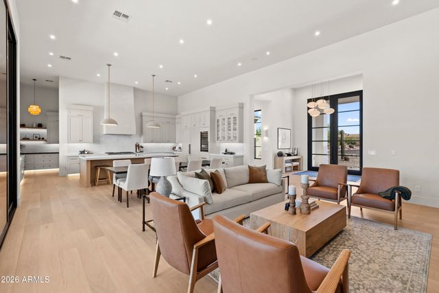 3897 S SUMMIT Trail, Gold Canyon, AZ 85118