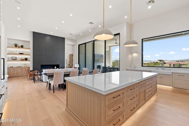 3897 S SUMMIT Trail, Gold Canyon, AZ 85118