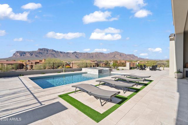 3897 S SUMMIT Trail, Gold Canyon, AZ 85118