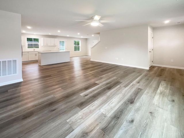 105 Cedarwood Drive, Pierce Twp, OH 45102