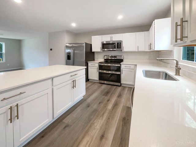 105 Cedarwood Drive, Pierce Twp, OH 45102